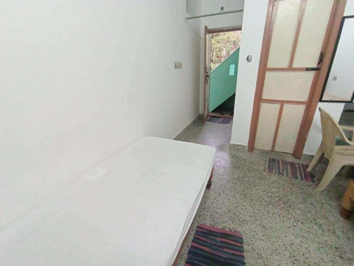 Sri Shankaraa Guest House Tiruvannāmalai Extérieur photo